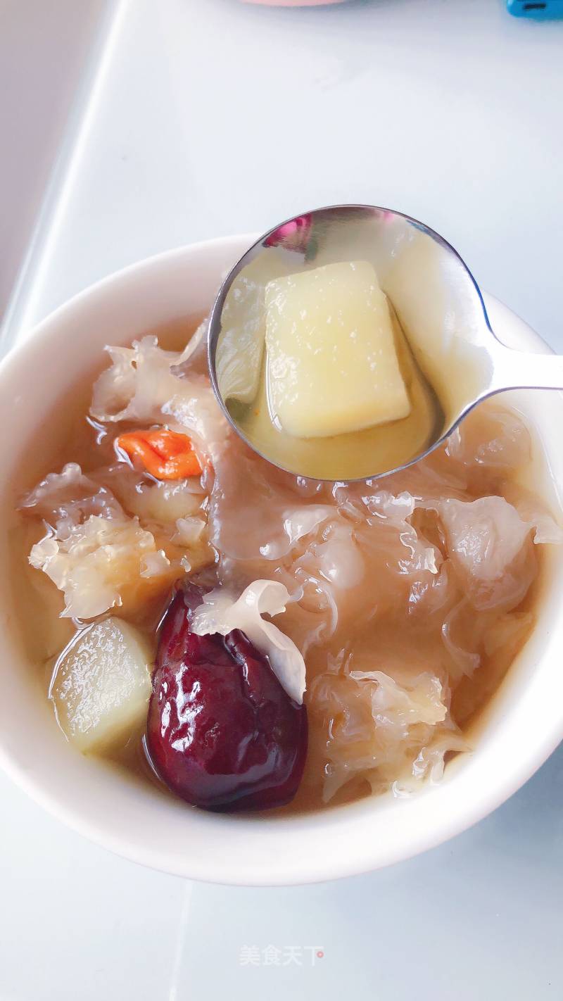 Apple Tremella Soup recipe
