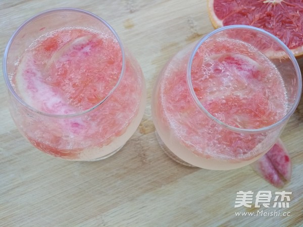 Grapefruit Peach Cocktail recipe