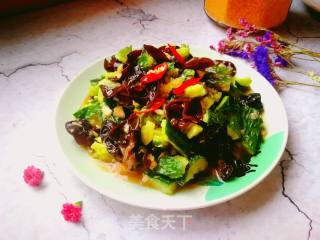 Fungus Mixed with Cucumber recipe
