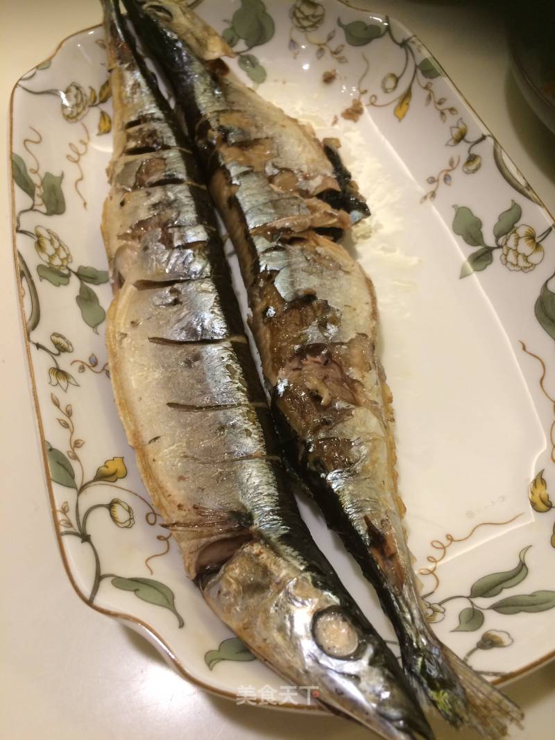 Salt-grilled Saury recipe