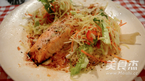 Salmon Salad in The Half-square-meter Kitchen recipe