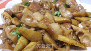 Braised Pork Belly with Spring Bamboo Shoots recipe