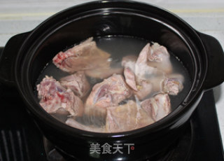 Stewed Pigeon Soup with Tianma recipe