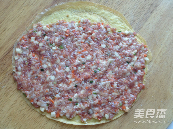 Minced Meat and Egg Rolls recipe