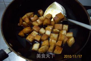 【autumn and Winter Green Shield】---"roasted White Radish with Garlic Seedlings" recipe