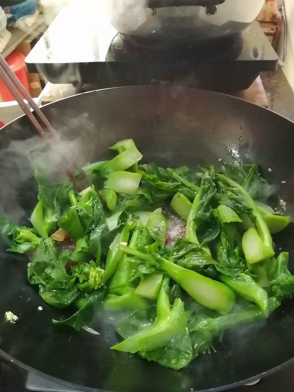 Simple and Delicious~~stir-fried Kale with Cured Meat recipe