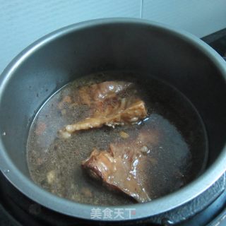 Yiluxiangtianxia-fragrant Stewed Pork recipe