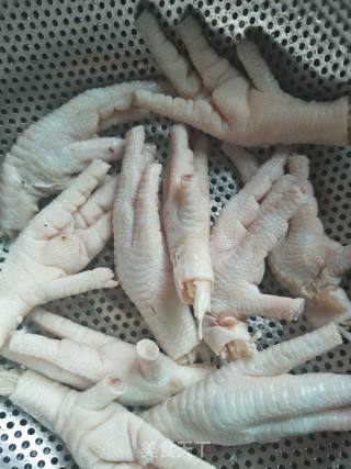 Tiger Skin Chicken Feet recipe