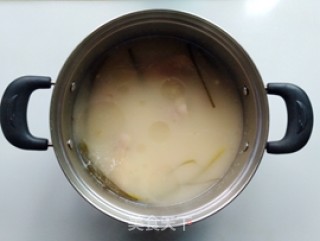 Soy Trotter Soup recipe