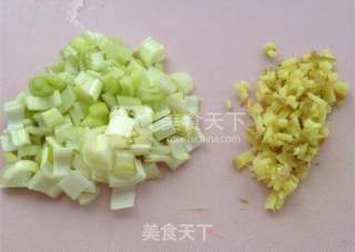 Stir-fried Cabbage with Minced Pork in Sauce recipe