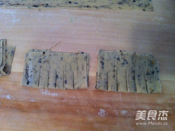 Fried Hemp Leaves recipe