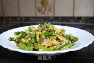 Scrambled Eggs with Spanish Asparagus and Ham recipe