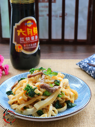 Stir-fried Hor Fun with Soy Sauce recipe