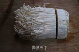 Flavored Roast Pork with Pickled Pepper and Enoki Mushroom recipe