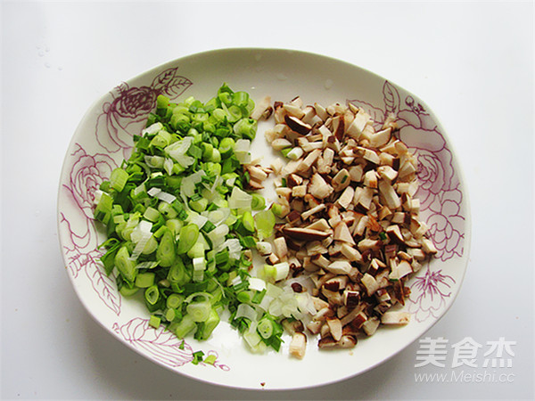 Mushroom Broad Bean Sauce recipe