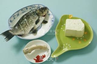 Crucian Tofu Soup recipe