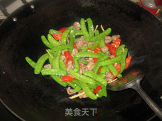 Fried Chicken Hearts with Snow Peas recipe