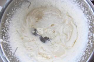 Little Yellow Man Cake Roll recipe