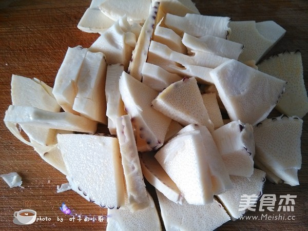 Braised Chicken with Spring Bamboo Shoots recipe