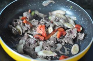 Stir-fried Beef with Scallions recipe
