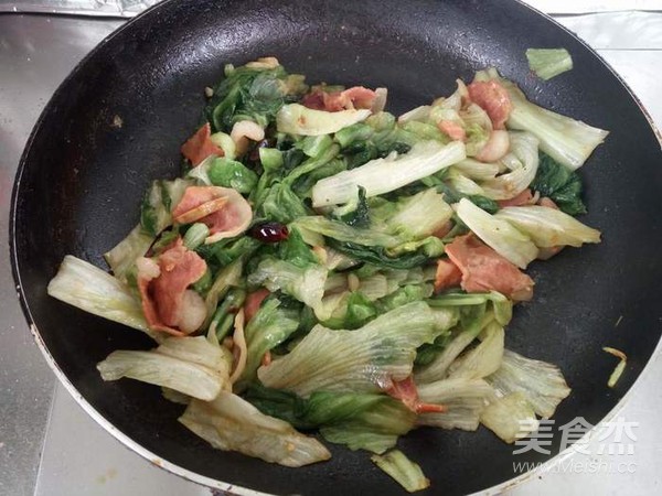 Stir-fried Western Lettuce with Bacon recipe