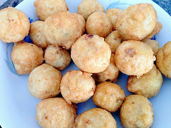 White Vegetarian Meatballs recipe