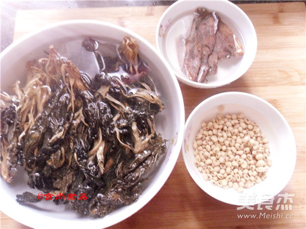 Pork Bone Vegetable Dried Cuttlefish Soup recipe