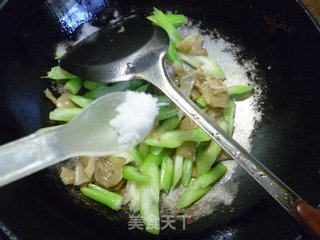 Stir-fried Celery with Mustard recipe