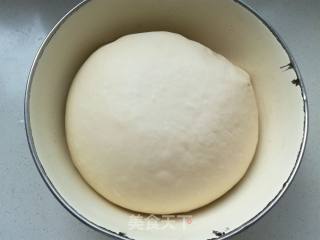 Light Cream Honey Bean Meal Buns recipe