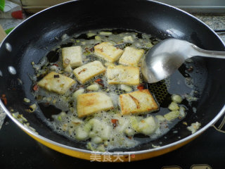 Sea Rice Tofu and Winter Melon Soup recipe