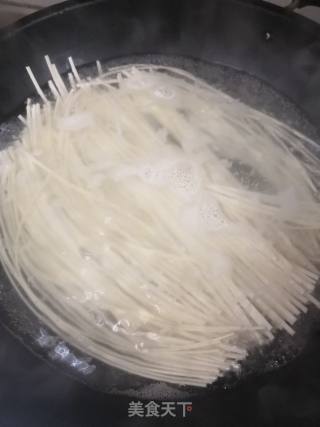 Kelp Chicken Noodles recipe