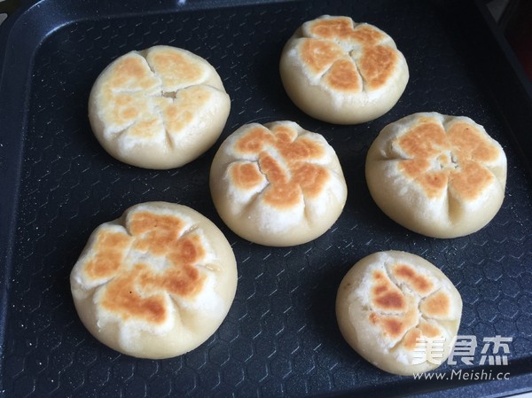 Mustard Fresh Meat Mooncakes recipe