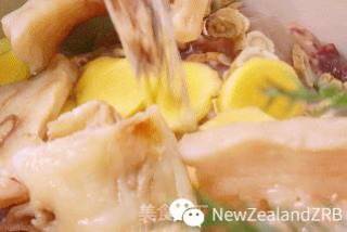 New Zealand Fish Maw Bird's Nest Chicken Soup recipe