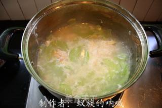 Summer Quick Soup---white Melon and Salted Egg Soup recipe