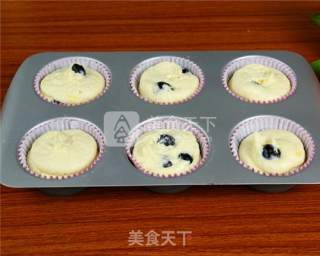 How to Make Golden Top Crispy Blueberry Muffin recipe