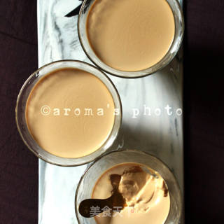 Coffee Panna Cotta with Both Color and Taste recipe