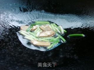 Roasted Pork Blood with Leek recipe