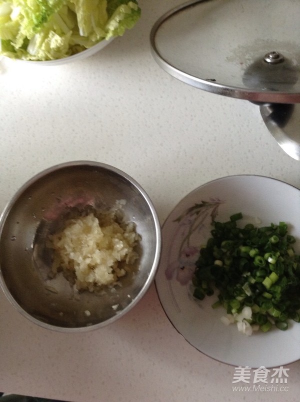 Steamed Abalone with Garlic Vermicelli recipe