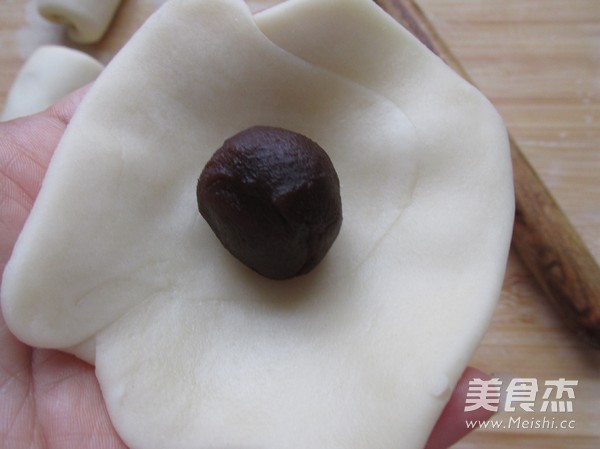Bean Paste Chrysanthemum Crisp recipe