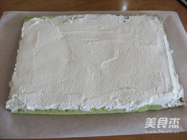 Matcha Cream Chiffon Cake Roll recipe