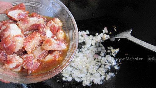 Cantonese-style Fried Crispy Bones recipe