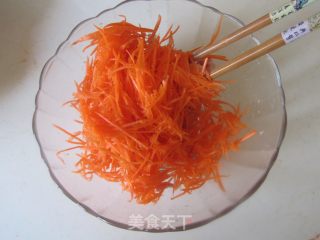 Stir-fried Carrot Balls with Broccoli recipe