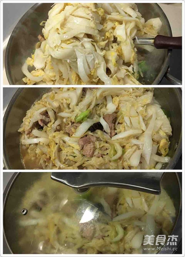 Sauerkraut Stewed Pork recipe