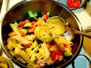 Cool and Delicious—"mustard Assorted Pasta" recipe