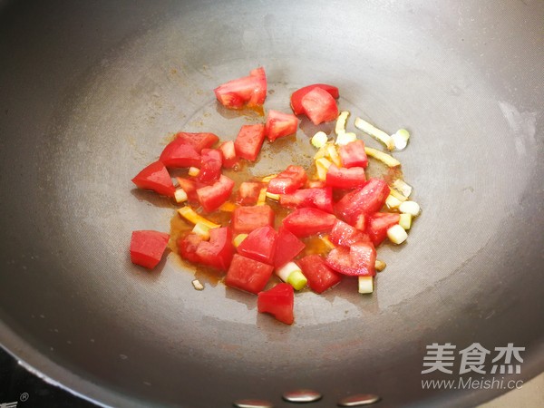 Tomato Noodles with Meatballs recipe