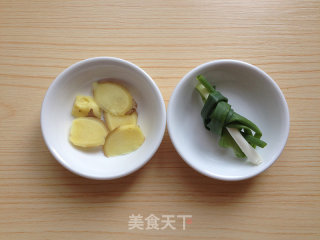 Stewed Duck Soup with Cordyceps Flower and Radish recipe