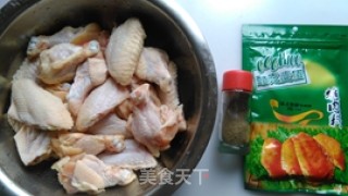 Crispy Chicken Wings with Black Pepper recipe