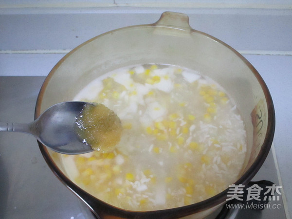 Corn Distilled Rice Cake Soup recipe