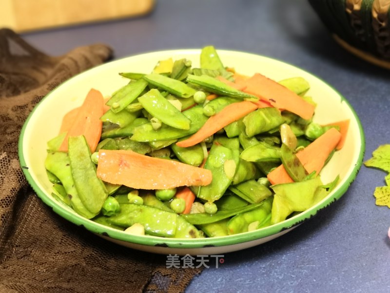 Stir-fried Snow Peas with Carrots recipe
