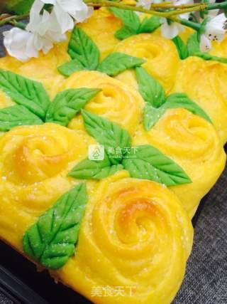 Squeeze Rose Nut Bread recipe